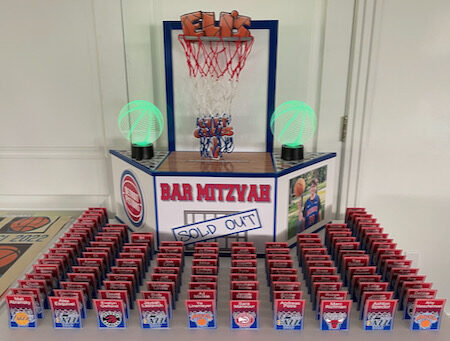 basketball place cards and gift card box combination